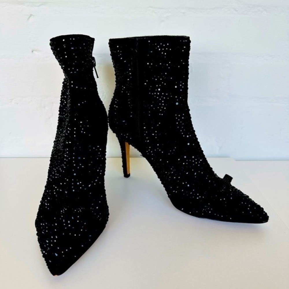 INC International Concepts Ignacia Pointed Toe Black DK pewter Pearl Bootie 9m